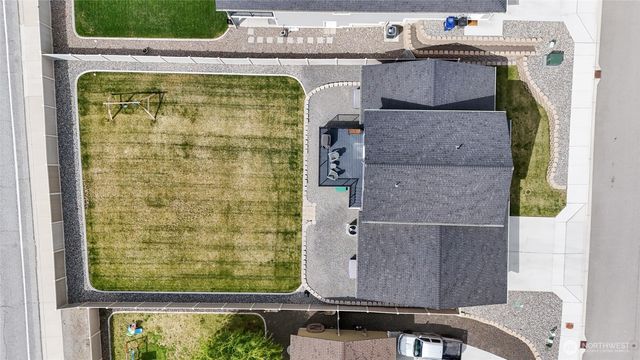 2436 Berkley Loop, East Wenatchee, WA 98802