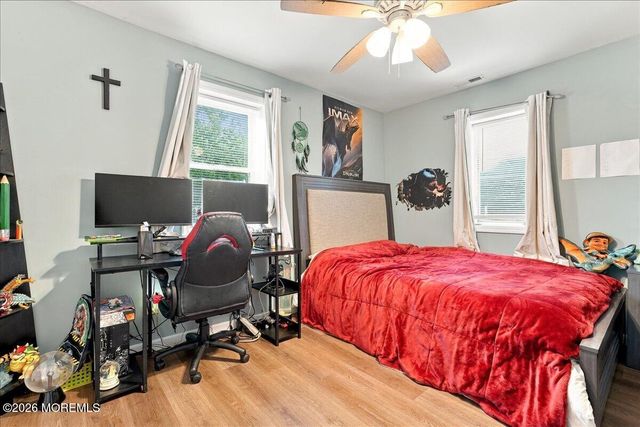 552 Lloyd Road, Toms River, NJ 08753