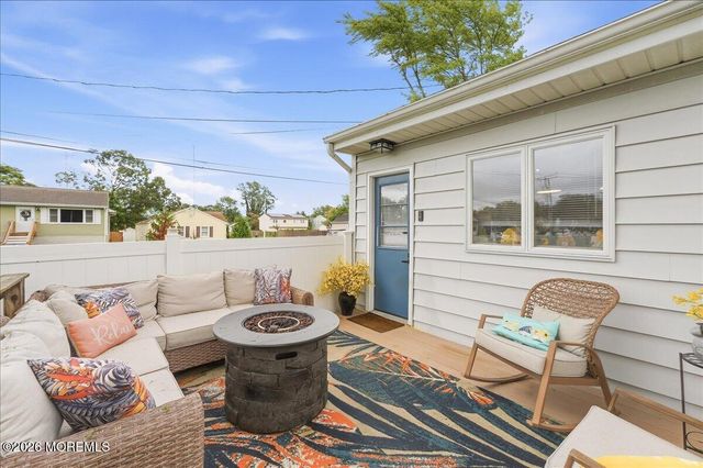 552 Lloyd Road, Toms River, NJ 08753