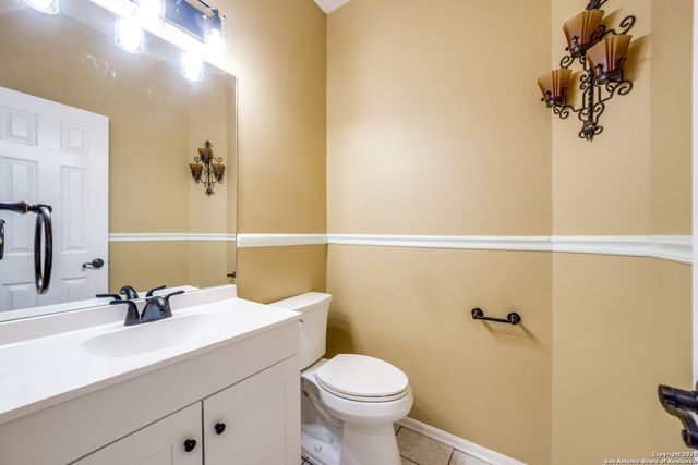 7711 Southerland, San Antonio, TX 78250