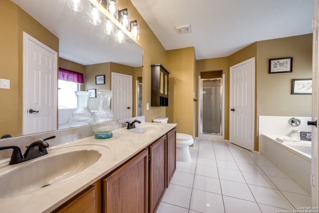 7711 Southerland, San Antonio, TX 78250