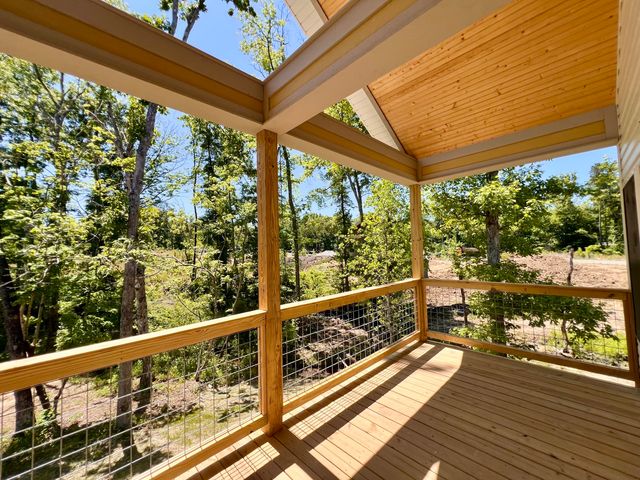 205 Rock Bridge Drive, Ringgold, GA 30736
