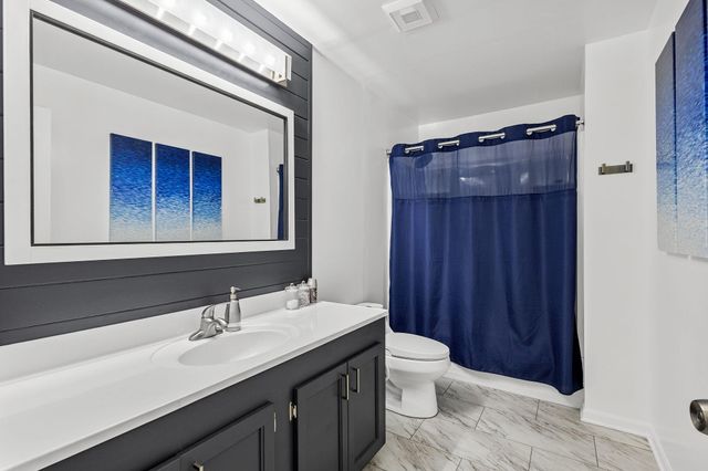 9880 N 130 W, Lake Village, IN 46349