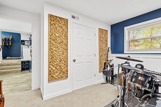 9880 N 130 W, Lake Village, IN 46349