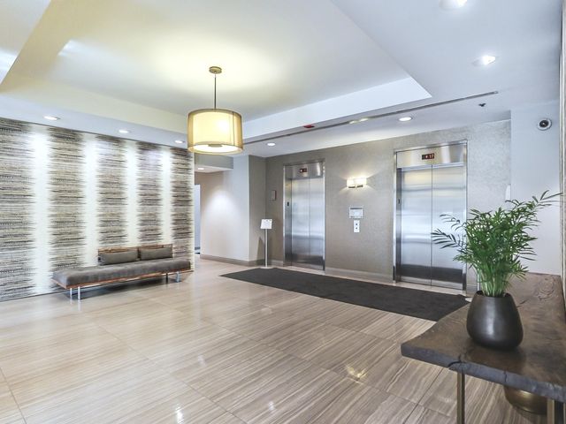 330 N JEFFERSON Street 1201, Chicago, IL 60661