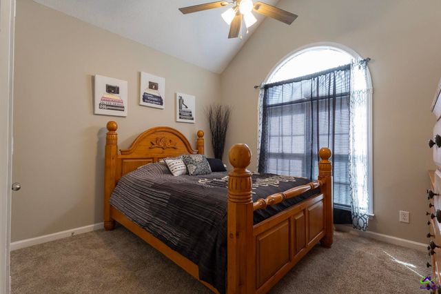 304 Laurel Woods Drive, Warner Robins, GA 31088