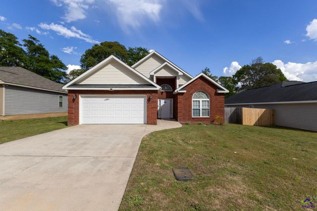 304 Laurel Woods Drive, Warner Robins, GA 31088