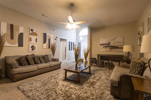 304 Laurel Woods Drive, Warner Robins, GA 31088