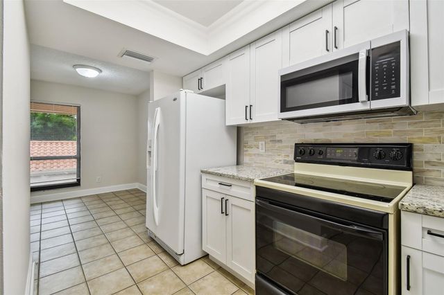 4800 BRITTANY DRIVE S 102, St Petersburg, FL 33715