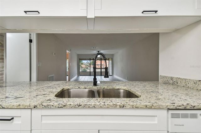 4800 BRITTANY DRIVE S 102, St Petersburg, FL 33715