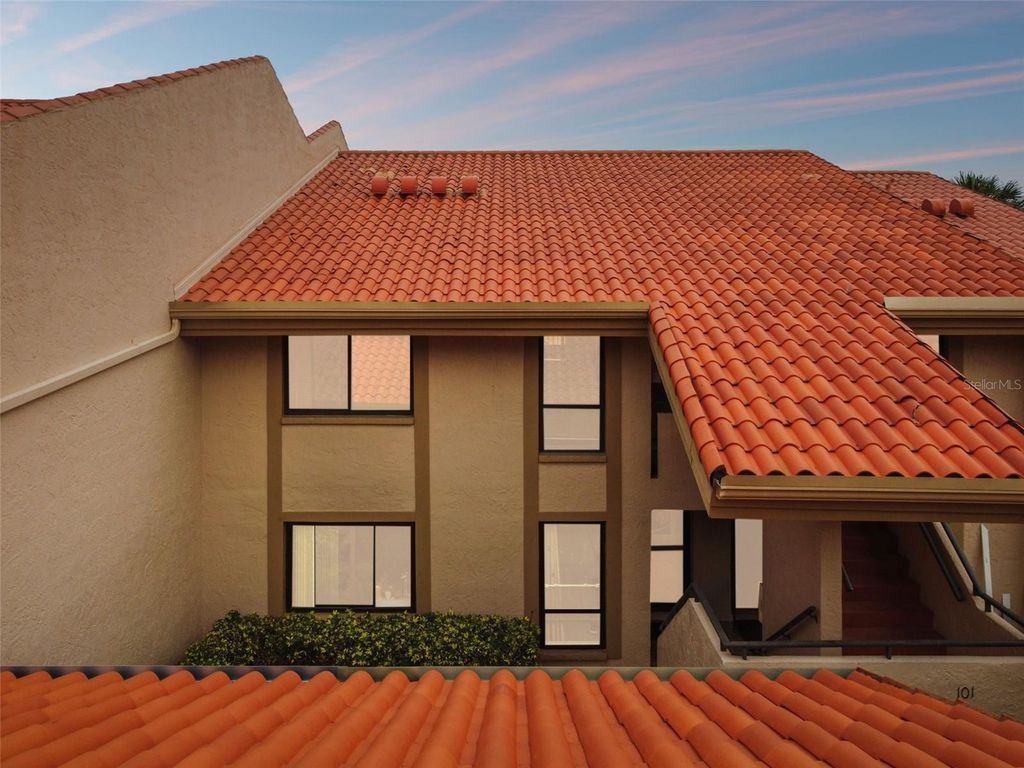 4800 BRITTANY DRIVE S 102, St Petersburg, FL 33715