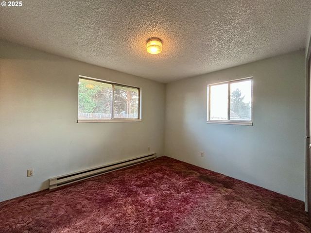 506 F St, Dallesport, WA 98617