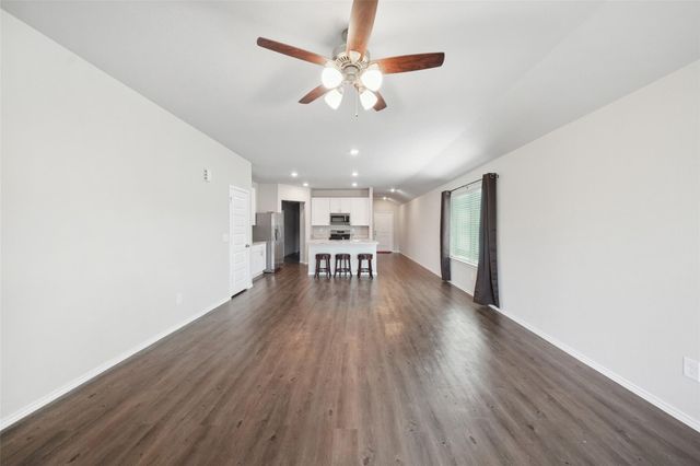 21823 Willow River Canyon Road, Waller, TX 77484