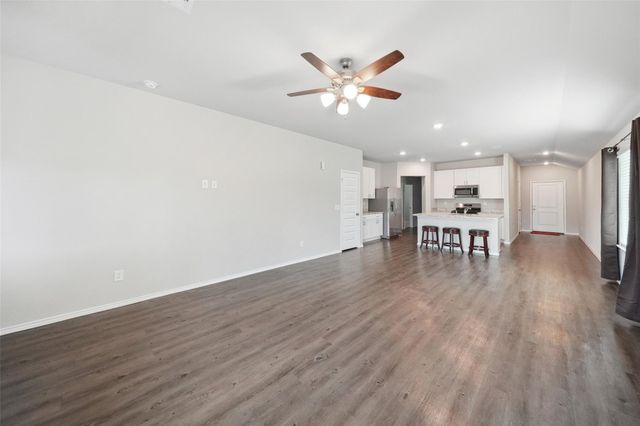 21823 Willow River Canyon Road, Waller, TX 77484