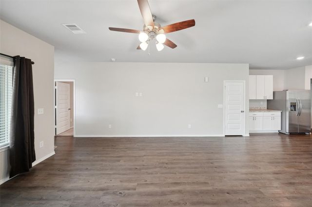 21823 Willow River Canyon Road, Waller, TX 77484