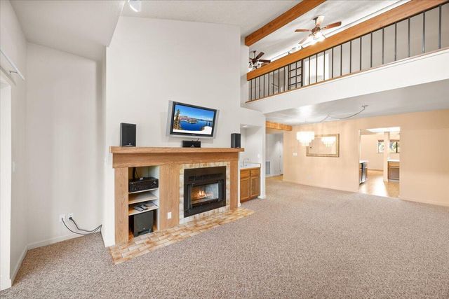 115 Rogue River Hwy Highway 309, Grants Pass, OR 97527