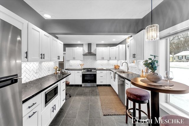 1408 Mark Street, Grand Rapids, MI 49525