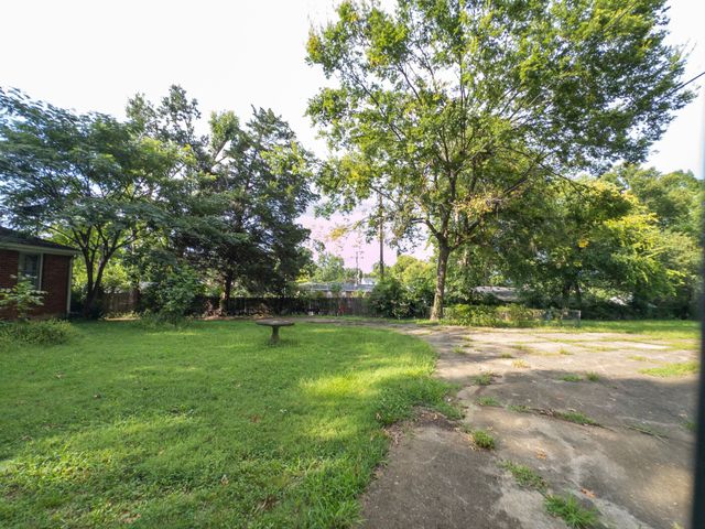 141 Hillcrest Dr, Madison, TN 37115