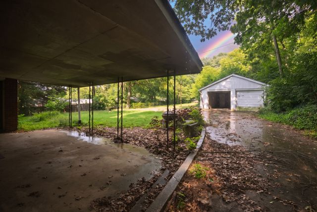 141 Hillcrest Dr, Madison, TN 37115