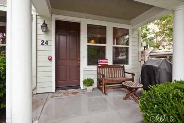 24 Triad Lane, Ladera Ranch, CA 92694