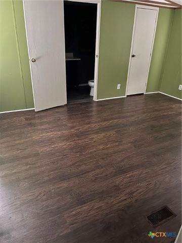 104 S Peach Street, Seadrift, TX 77983