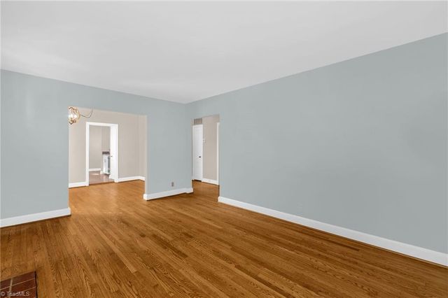 1810 Independence Road, Greensboro, NC 27408