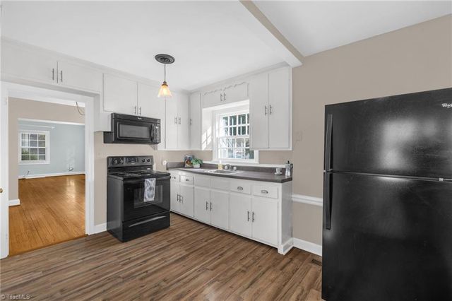 1810 Independence Road, Greensboro, NC 27408