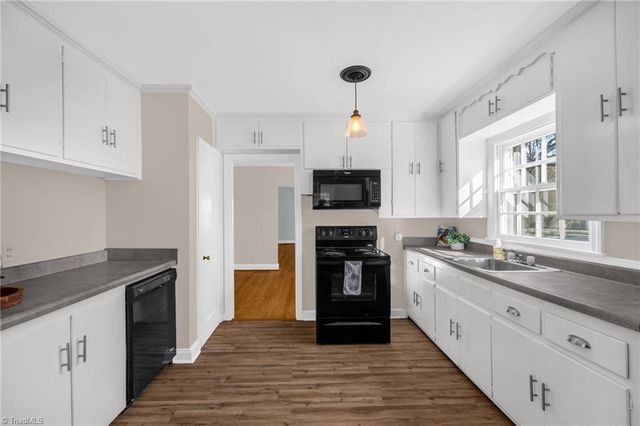 1810 Independence Road, Greensboro, NC 27408