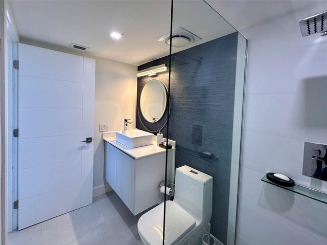 209 N Fort Lauderdale Beach Boulevard 11C, Fort Lauderdale, FL 33304