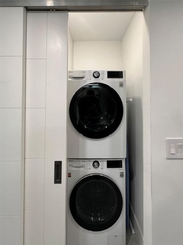 209 N Fort Lauderdale Beach Boulevard 11C, Fort Lauderdale, FL 33304