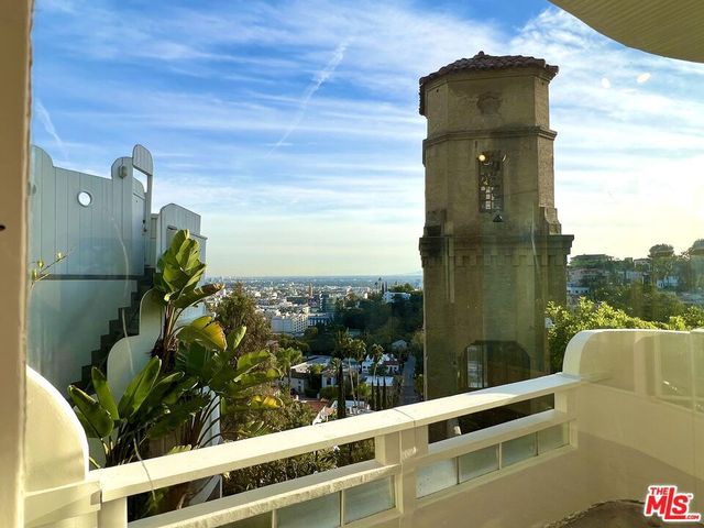 2185 BROADVIEW Terrace Lower, Los Angeles, CA 90068