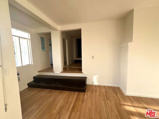 2185 BROADVIEW Terrace Lower, Los Angeles, CA 90068