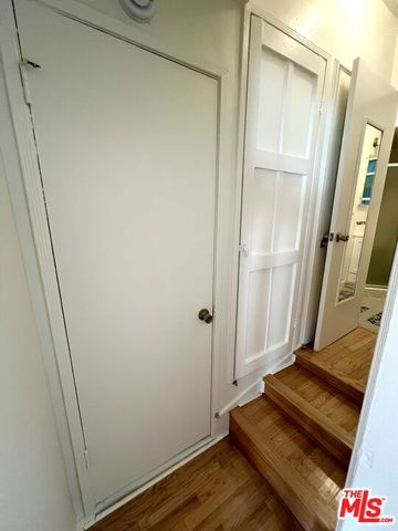 2185 BROADVIEW Terrace Lower, Los Angeles, CA 90068