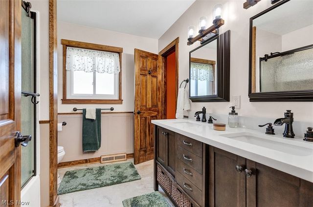 4619 Center Road, Brunswick, OH 44212