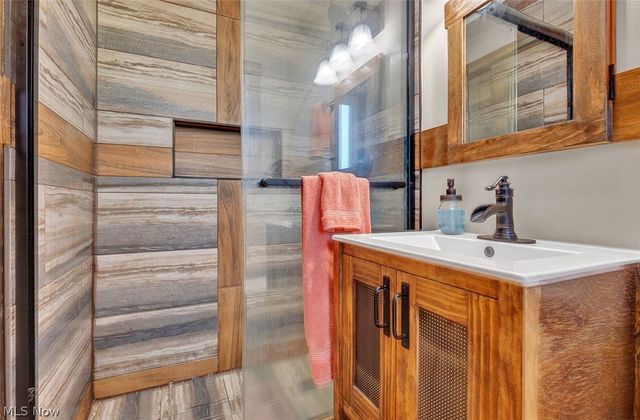 4619 Center Road, Brunswick, OH 44212