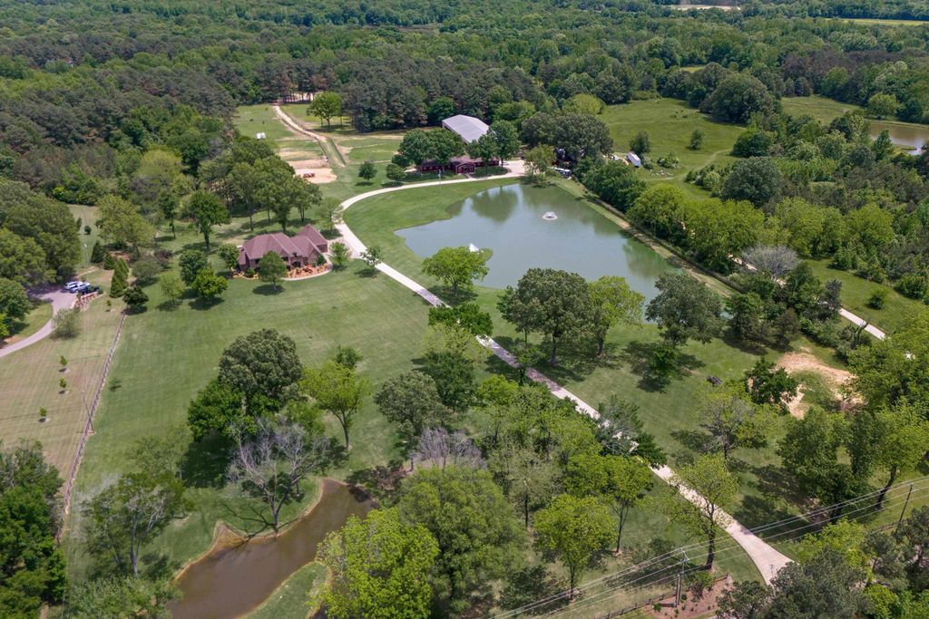 848 N REID-HOOKER RD, Unincorporated, TN 38028