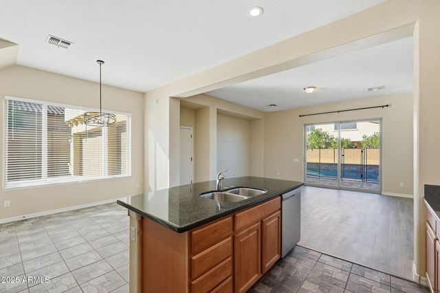 8356 W DESERT SPOON Drive, Peoria, AZ 85383