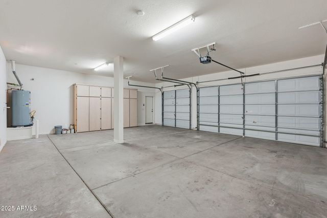 8356 W DESERT SPOON Drive, Peoria, AZ 85383