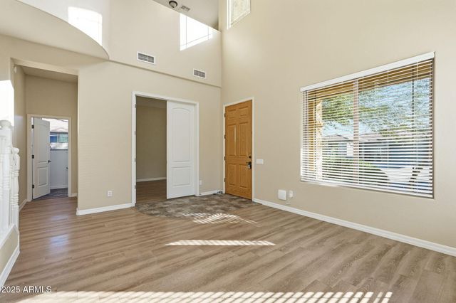 8356 W DESERT SPOON Drive, Peoria, AZ 85383