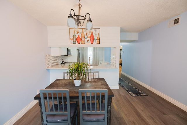 2301 Sabal Ridge Court A, Palm Beach Gardens, FL 33418