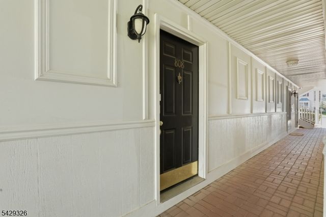 808 Breckenridge Dr, Branchburg Twp., NJ 08876