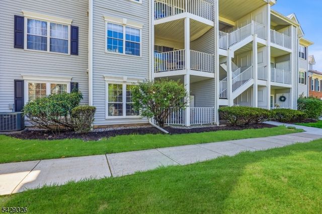 808 Breckenridge Dr, Branchburg Twp., NJ 08876