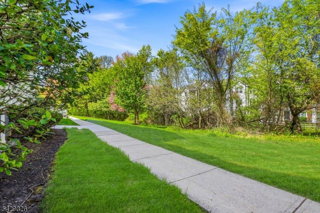 808 Breckenridge Dr, Branchburg Twp., NJ 08876