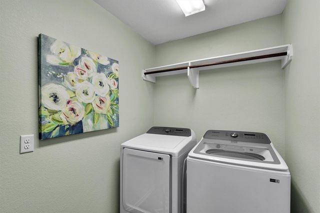 115 Dove Court, Navasota, TX 77868