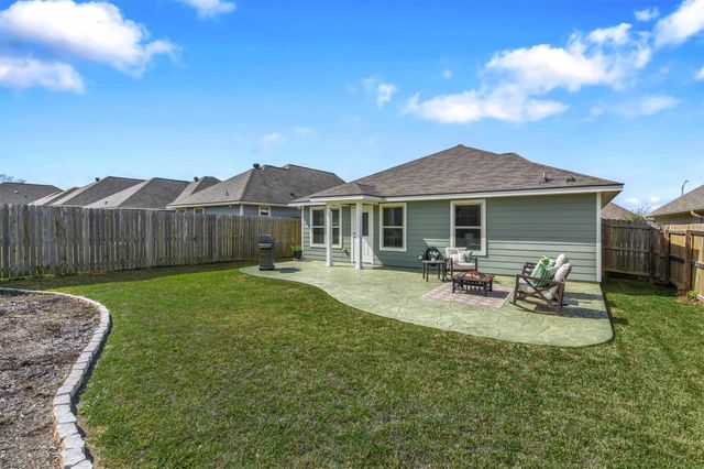 115 Dove Court, Navasota, TX 77868