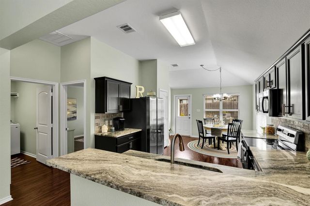 115 Dove Court, Navasota, TX 77868