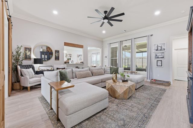 274 Peacock Pointe, Thibodaux, LA 70301
