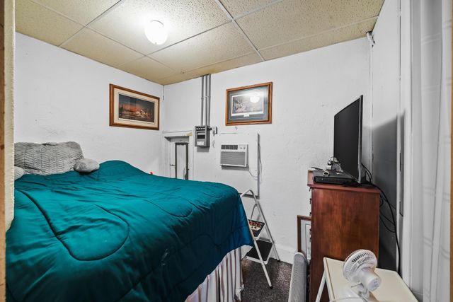 947 Arcade Street, Saint Paul, MN 55106