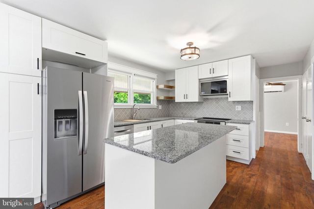 426 BREWSTER DR, Newark, DE 19711