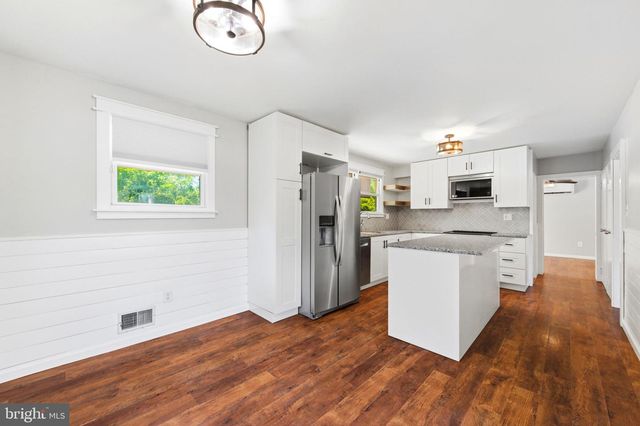 426 BREWSTER DR, Newark, DE 19711